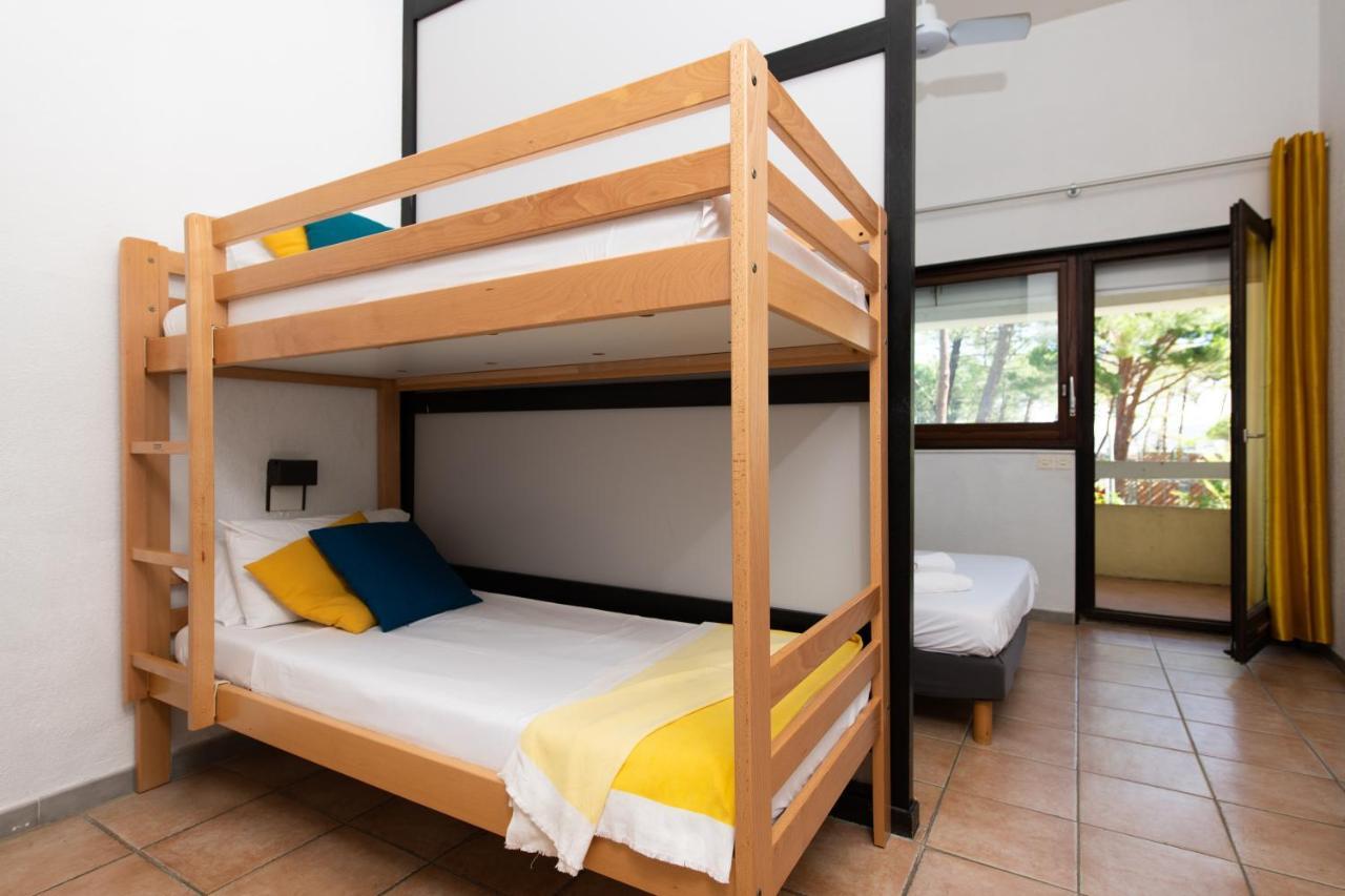 Village Club Mileade Calvi กาลวี ภายนอก รูปภาพ