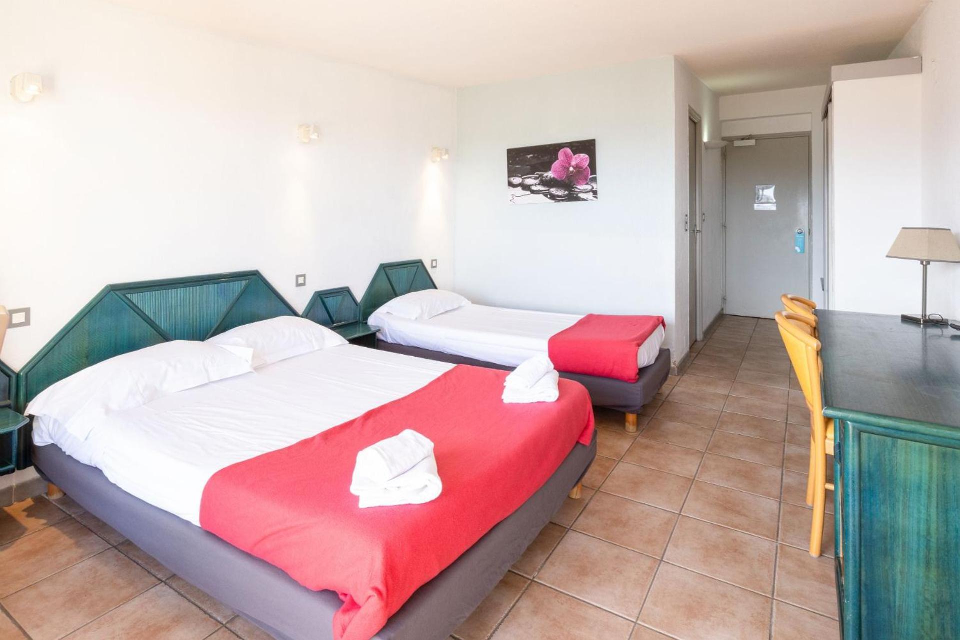 Village Club Mileade Calvi กาลวี ภายนอก รูปภาพ