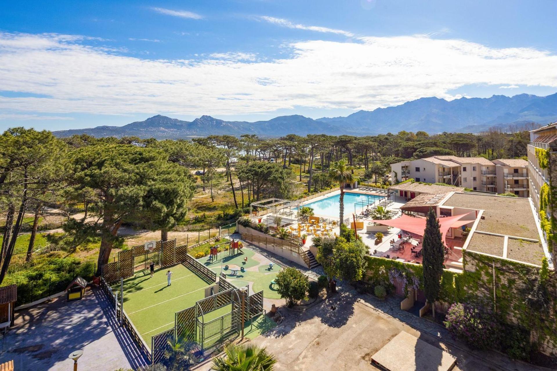 Village Club Mileade Calvi กาลวี ภายนอก รูปภาพ