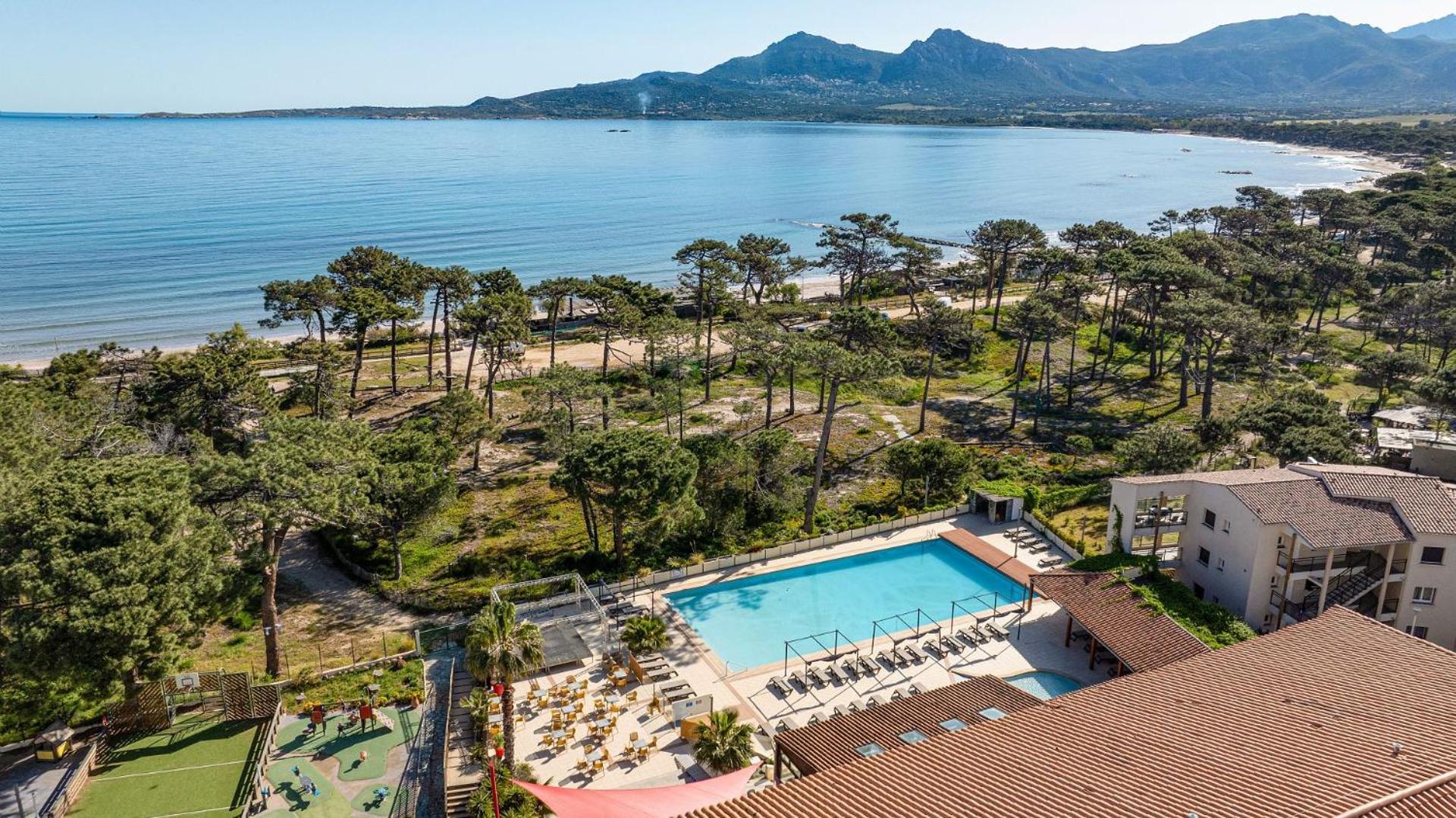 Village Club Mileade Calvi กาลวี ภายนอก รูปภาพ
